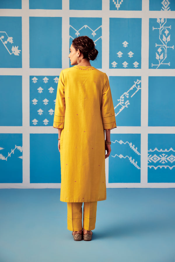 silk khadi Jamdani, sustainable fashion, handmade, handcrafted, Jamdani textiles.