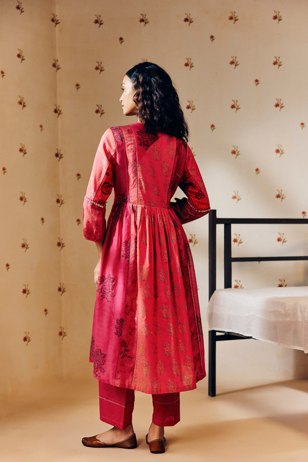 Rose pink hand block printed tunic set crafted from eco-friendly fabric, offering a light and luxurious feel with delicate, artisan-made detailing for mindful, stylish wear.