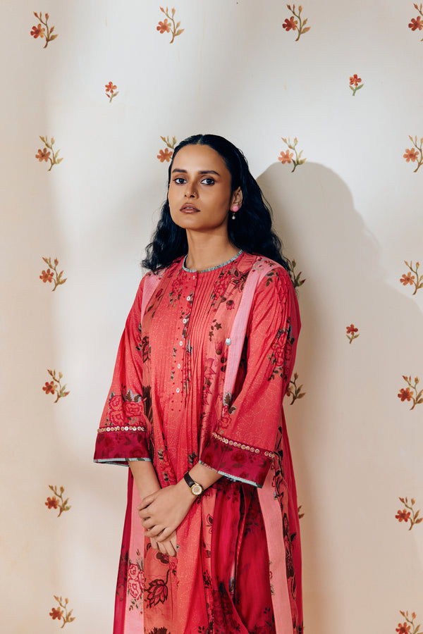 "Rose pink tunic set featuring delicate hand block prints, combining feminine flair with the soulful touch of artisan craftsmanship in soft, breathable fabric."