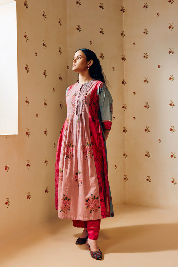 "Old rose and rose pink hand block printed mulmul tunic set, featuring soft, sustainable fabric with artisan-crafted floral patterns – perfect for eco-conscious fashion."