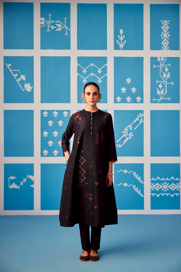 silk khadi Jamdani, sustainable fashion, handmade, handcrafted, Jamdani textiles.